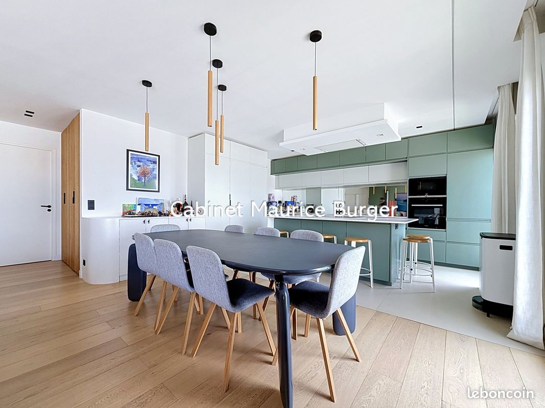 Appartement 4 pièces 118 m² · à Paris · 118 m² · 6 500 €/mois