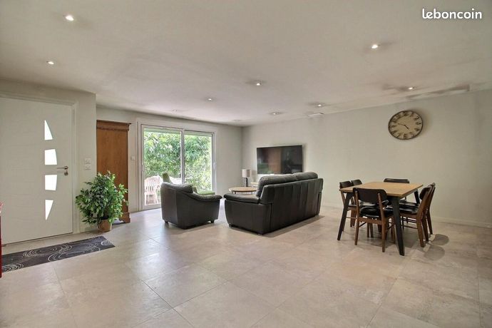 Villa 5 pièces 109 m²