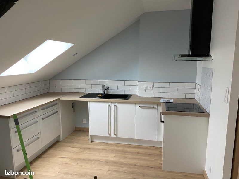 Appartement 2 pièces 42 m² · à Charmes · 42 m² · 360 €