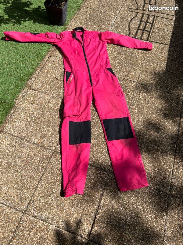 Femme Combinaison De Chantier Borneobulletin Combinaison De