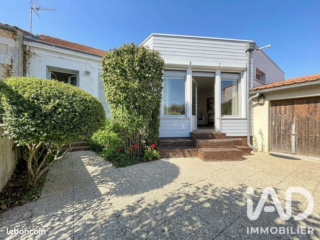 Maison 4 pièces 108 m² · à La Rochelle · 108 m² · 465 000 €