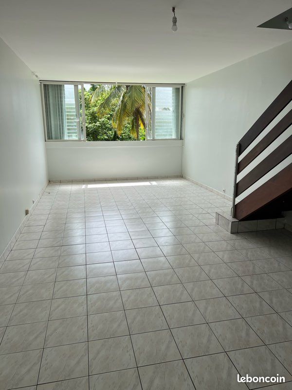 Appartement 3 pièces 80 m² · à Fort-de-France · 80 m² · 1 204 €/mois
