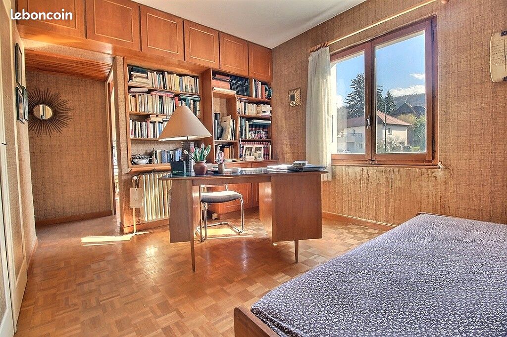 Propriété 7 pièces 140 m² (image 10)