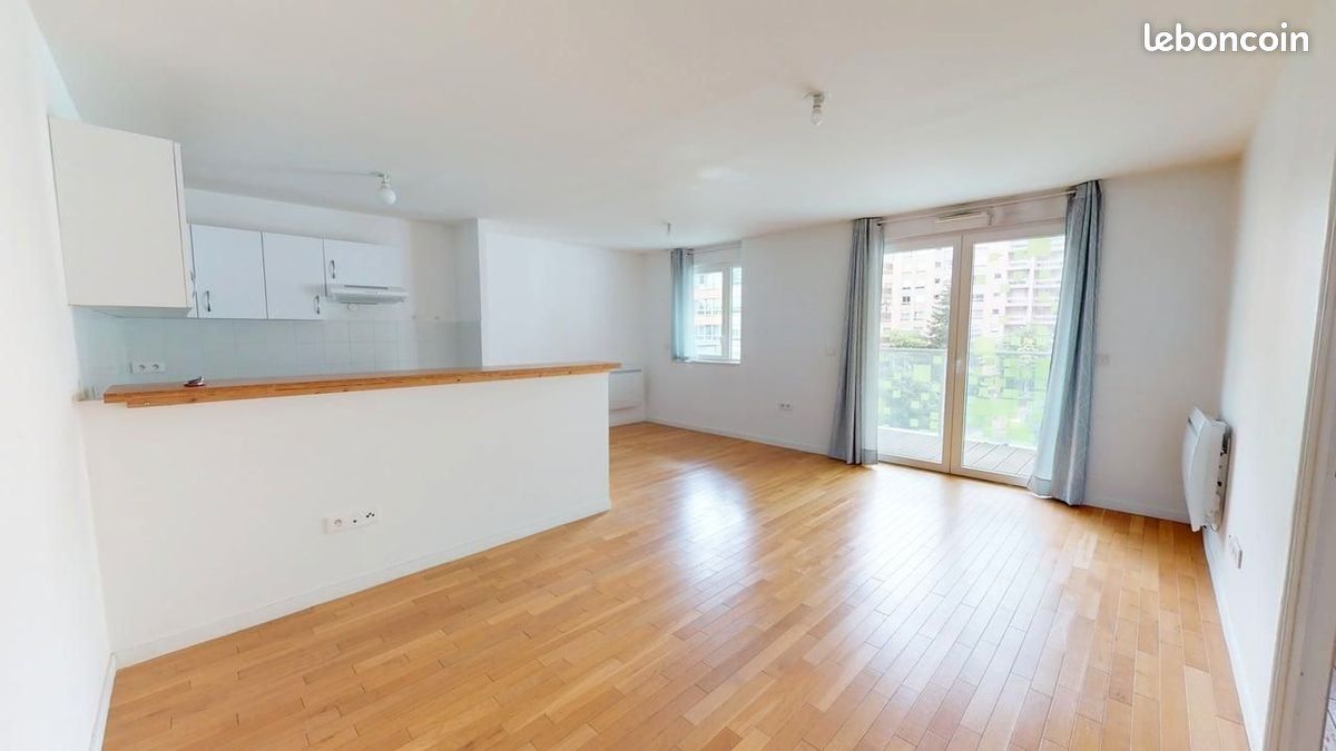 Appartement 4 pièces 82 m² · à Courbevoie · 82 m² · 590 000 €
