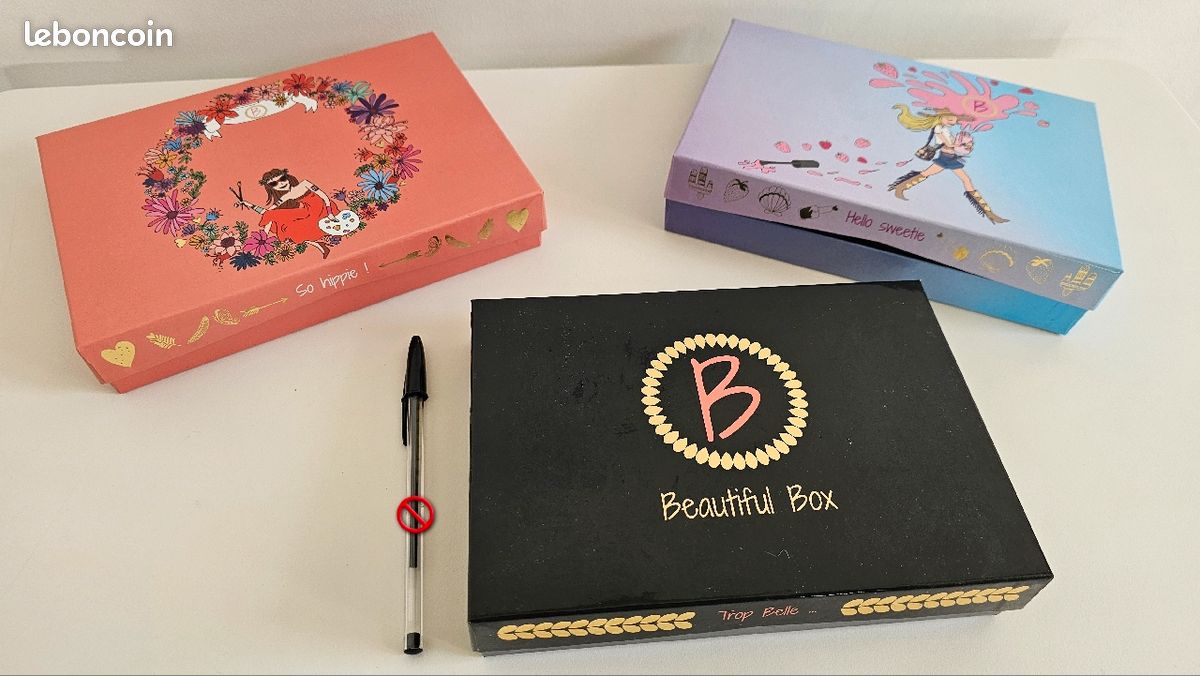Lot de jolies petites boîtes pour ranger papiers ... Etc (image 1)