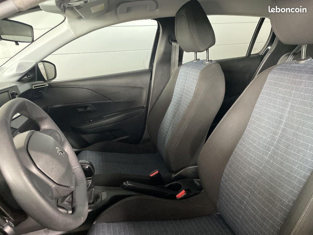 Peugeot 208 PURETECH 75 S&S BVM5 LIKE (image 16)