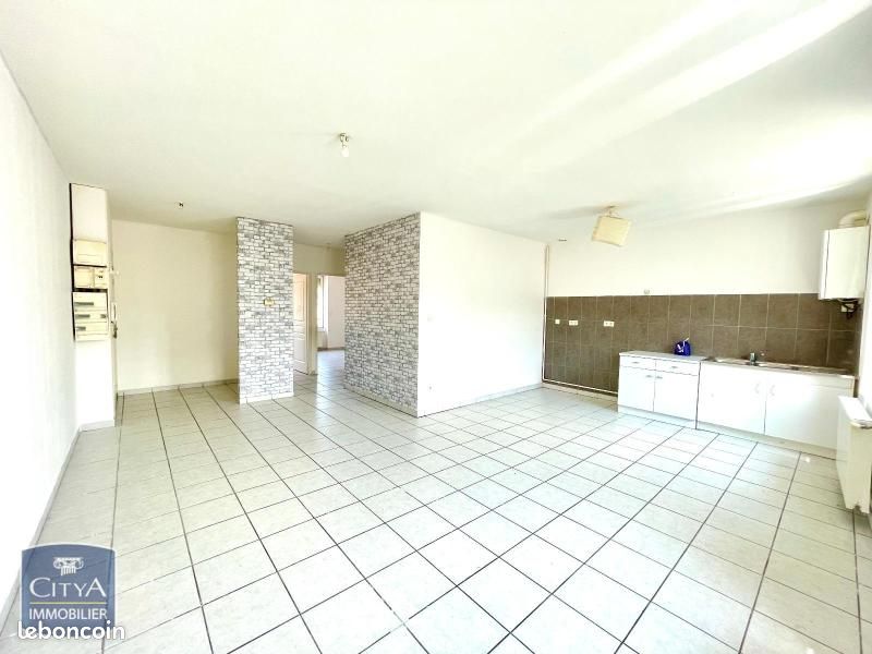 Appartement 3 pièces 64 m² · à Firminy · 64 m² · 500 €