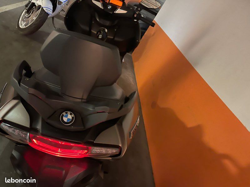 Bmw c650 gt - Motos