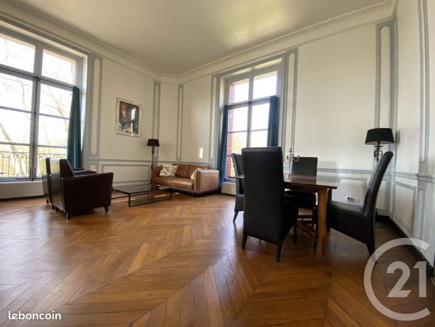 Appartement 2 pièces 77 m²