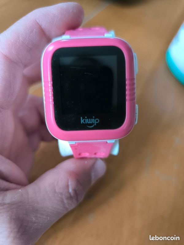 Kiwip watch rose Accessoires téléphone Objets connectés