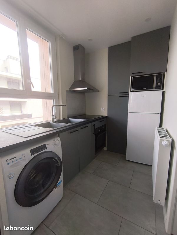 Appartement 1 pièce 28 m² · à Clermont-Ferrand · 28 m² · 550 €/mois