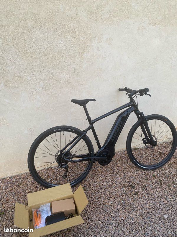 Vélo électrique Giant roam GT E+ comme neuf Vélos
