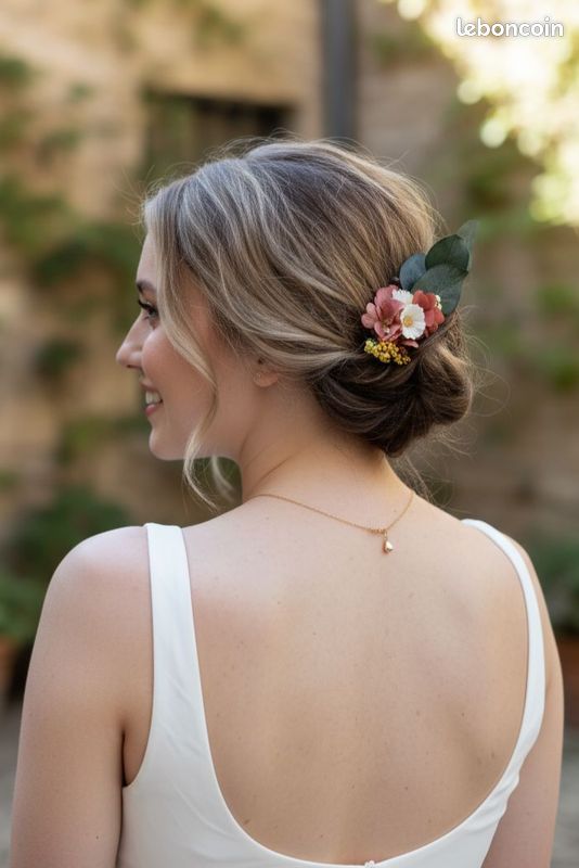 Peigne De Demoiselle D'honneur Floral Bleu - Accessoire Cheveux Mariage Chic