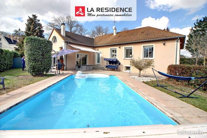 Maison 9 pièces 170 m²