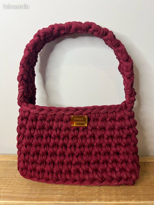 Sac Thalie au crochet en fils t-shirt personnalisable (image 1)