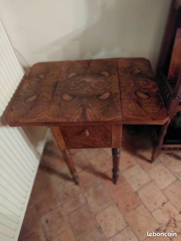 Table de chevet acajou à rabats (image 1)