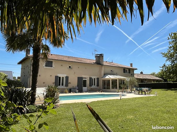 Propriété 7 pièces 212 m²