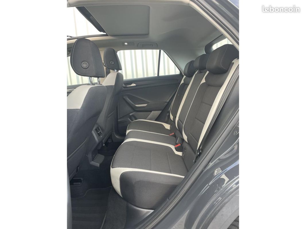 VOLKSWAGEN T-ROC CARAT / 2.0 L TDI / 150 Ch / 4 MOTION / BV DSG / 1 ERE MAIN / TOIT OUVRANT (image 10)