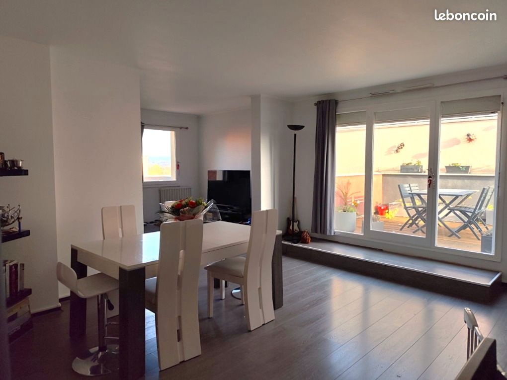 Appartement 4 pièces 96 m² · à Ermont · 96 m² · 240 000 €