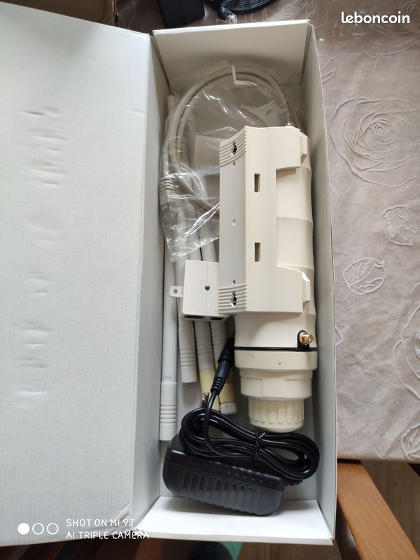 Repeteur Wavlink AC1200 (image 1)