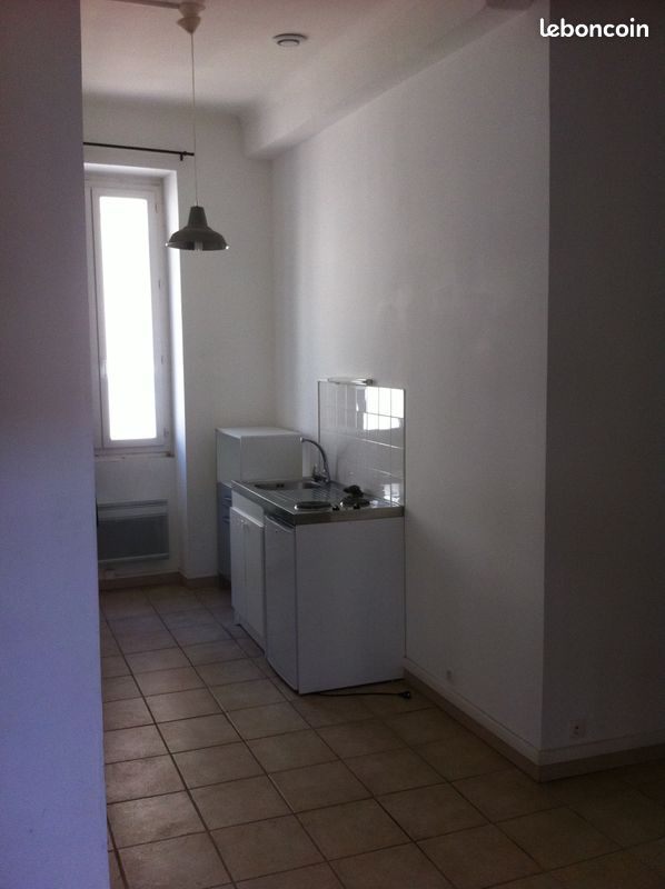Appartement 2 pièces 18 m² · à Nîmes · 18 m² · 360 €/mois