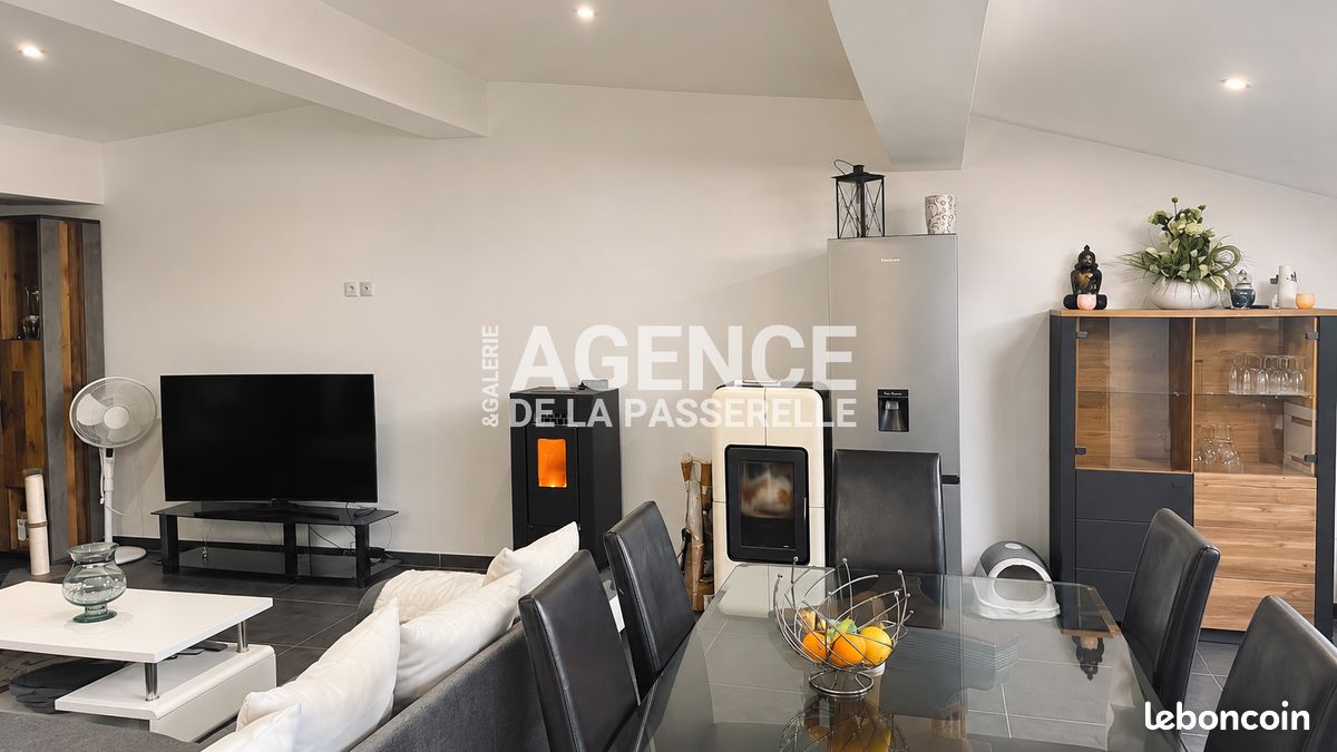 Immeuble 220 m² · à Wattrelos · 220 m² · 1 050 000 €