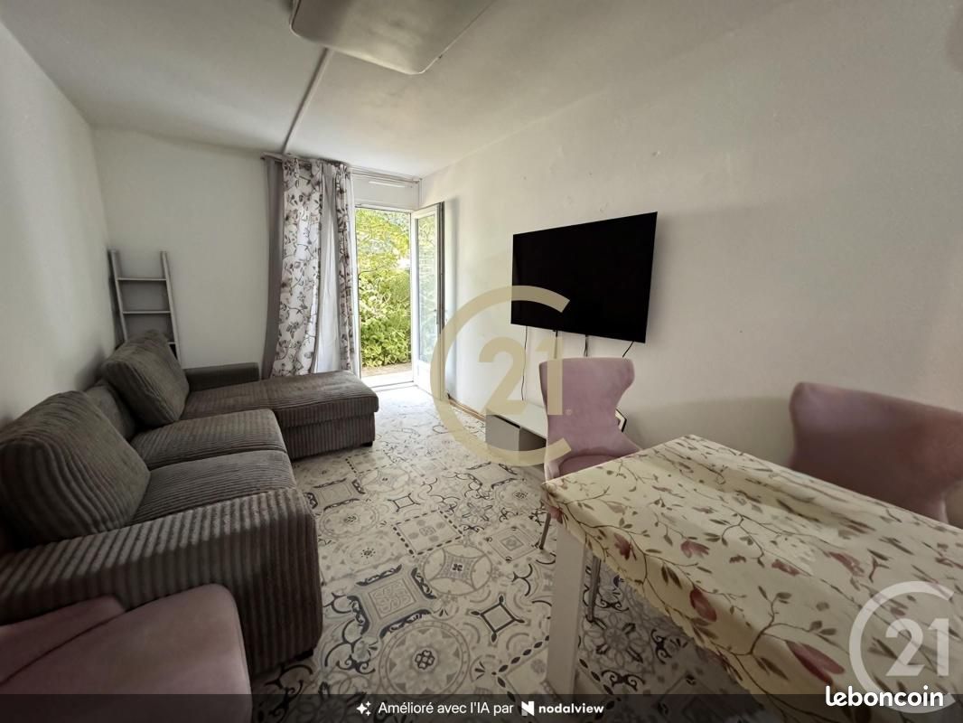Appartement 2 pièces 42 m² · à Grigny · 42 m² · 60 000 €