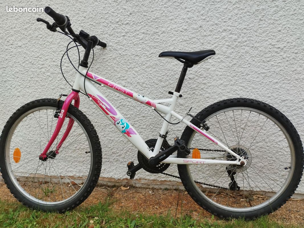 Velo VTT enfant 24 pouces 9-13 ans prêt à rouler Vélos