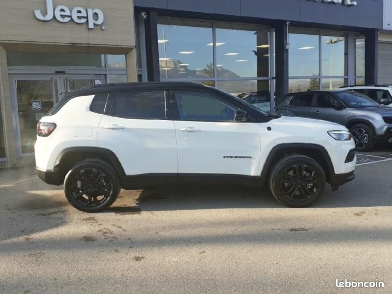 Jeep Compass 1.3 Turbo T4 240ch PHEV 4xe North Star AT6 eAWD (image 4)