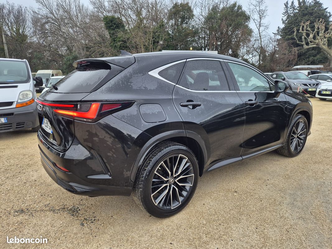 Lexus NX 450h+ Executive 4WD (image 4)