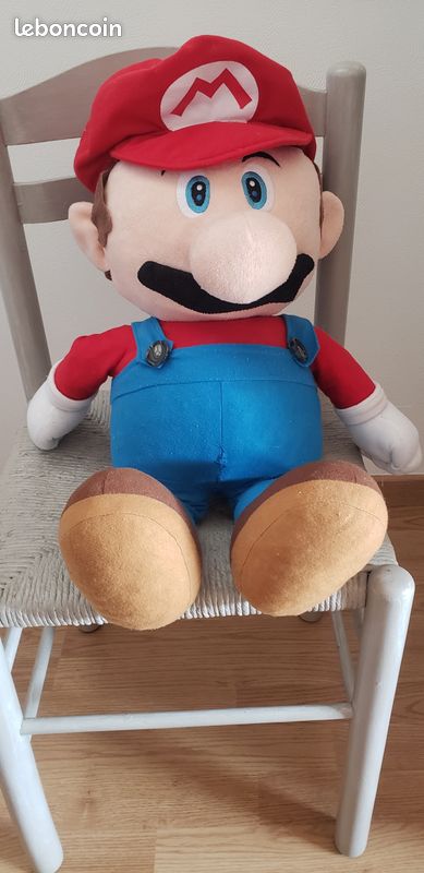 PELUCHE MARIO .Ht .70 cm (image 1)