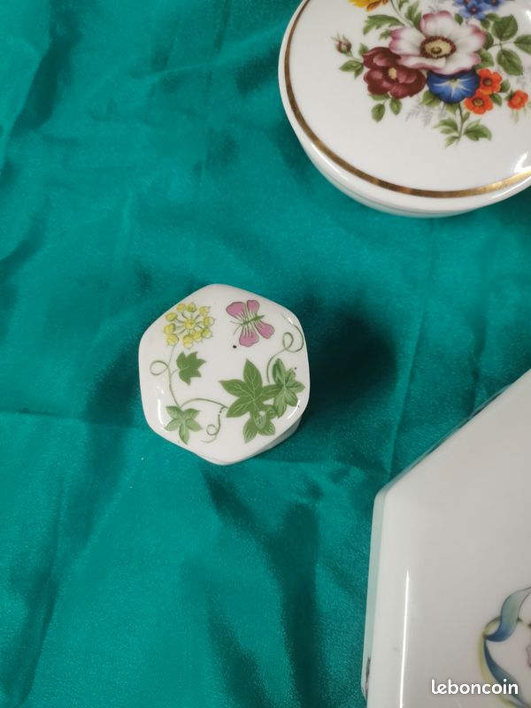 Lot De 2 Bols Coupes à Bonbons CHODZIEZ - Céramique Fleurie Pologne - Vintage - Boîte Incluse
