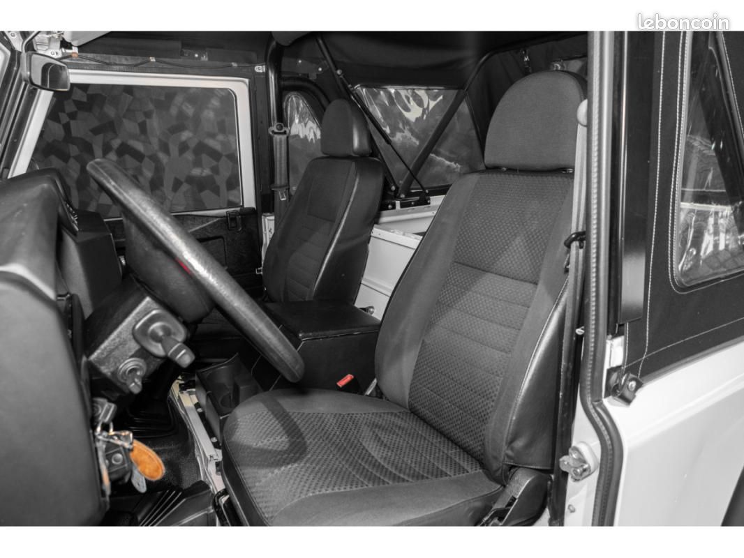 Land Rover Defender CABRIOLET (image 10)