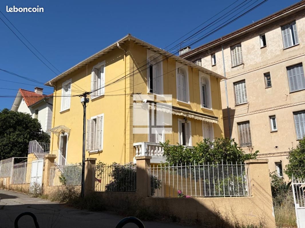 Maison 9 pièces 167 m² · à Ajaccio · 167 m² · 620 000 €