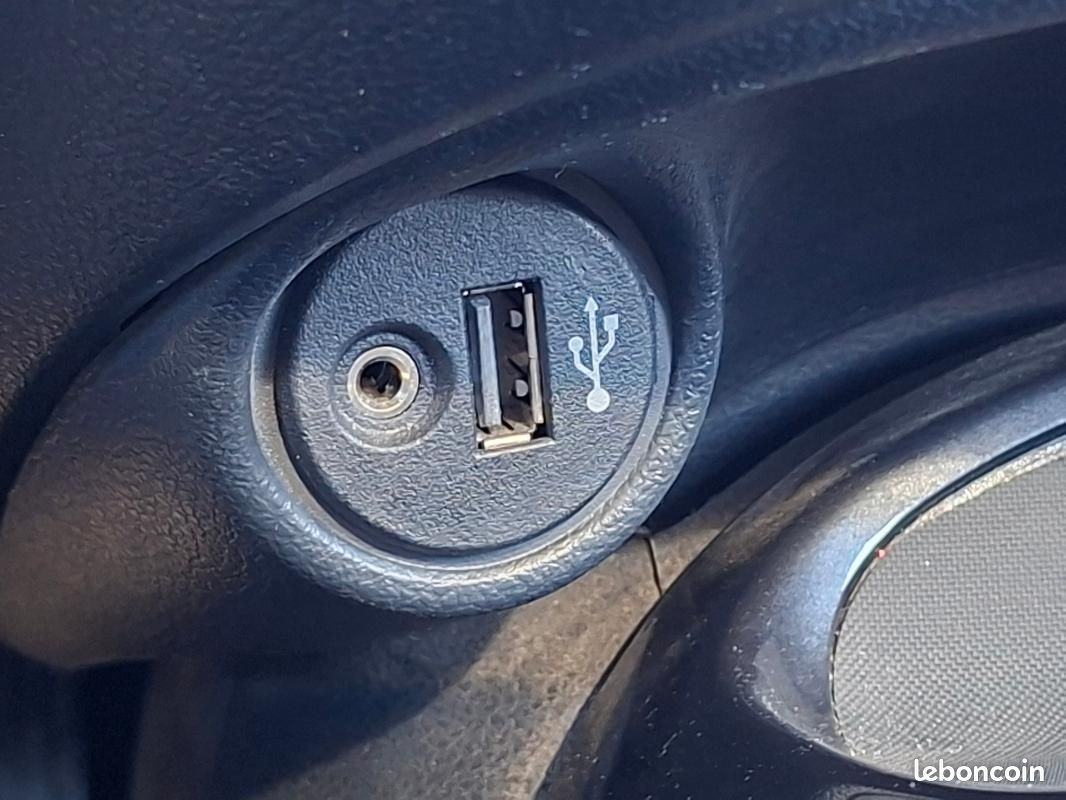Nissan Juke 1.2e DIG-T 115 Start/Stop System Tekna (image 20)