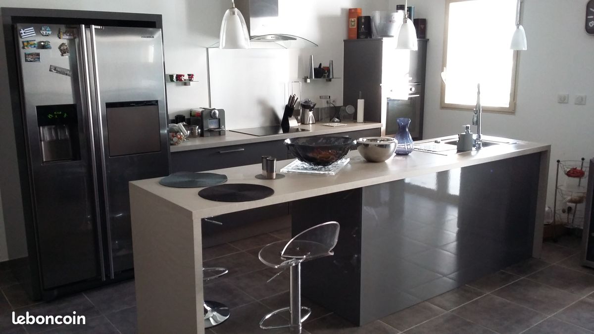 Appartement 3 pièces 80 m² · à Lucciana · 80 m² · 850 €/mois