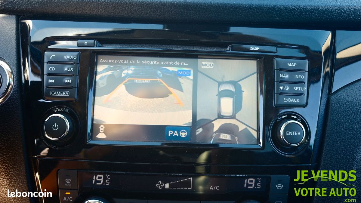 Nissan Qashqai 1.5 dCi 110ch Tekna (image 14)
