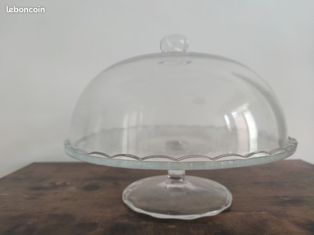 Cloche à gâteaux en verre (image 3)