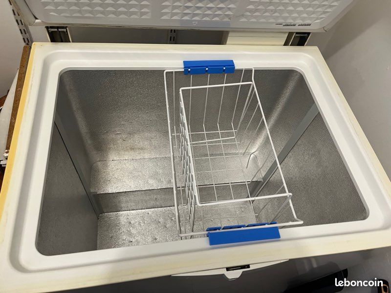 Congélateur Coffre 300L - DeRosso DRK-CF300E-B - Noir | - Shopping Et Courses En