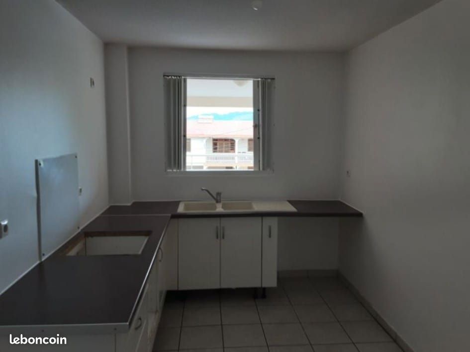 Appartement 3 pièces 80 m² · à Ducos · 80 m² · 186 000 €