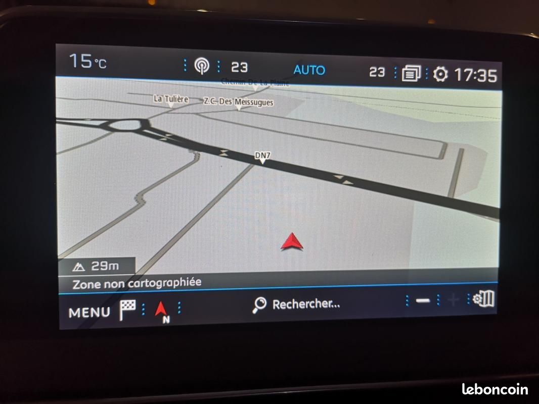 Peugeot 3008 BLUEHDI 130CH S&S EAT8 ALLURE (image 20)