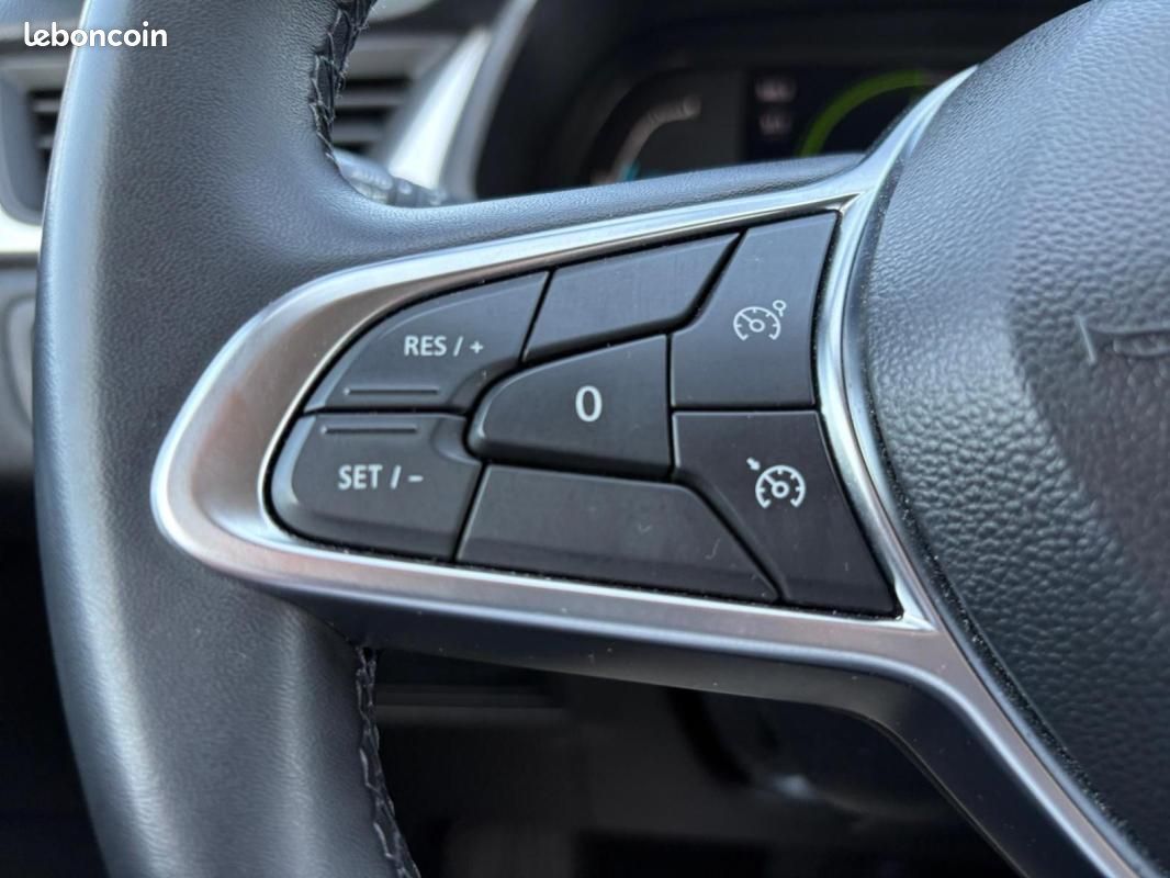 Renault Captur E-Tech full hybrid 145 Evolution (image 24)