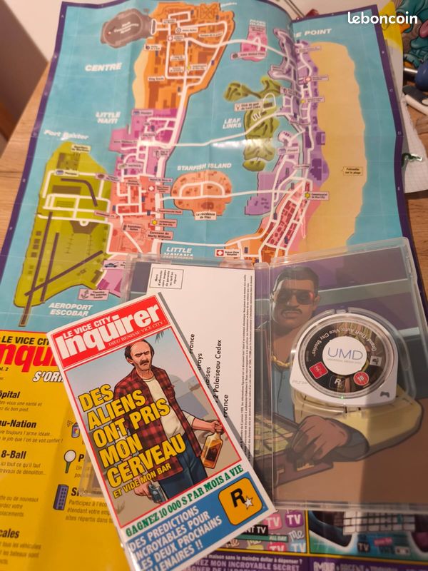 Jeu PSP Grand Theft Auto Vice City Stories - Carte + Notice - Bon état
