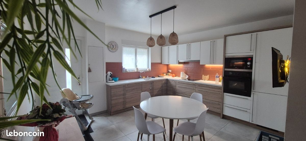 Maison 5 pièces 107 m² · à Vieux-Condé · 107 m² · 165 000 €