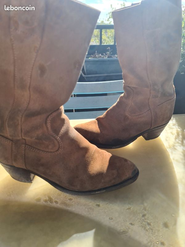 Bottes Camarguaises Pointure 41 Couleur beige daim