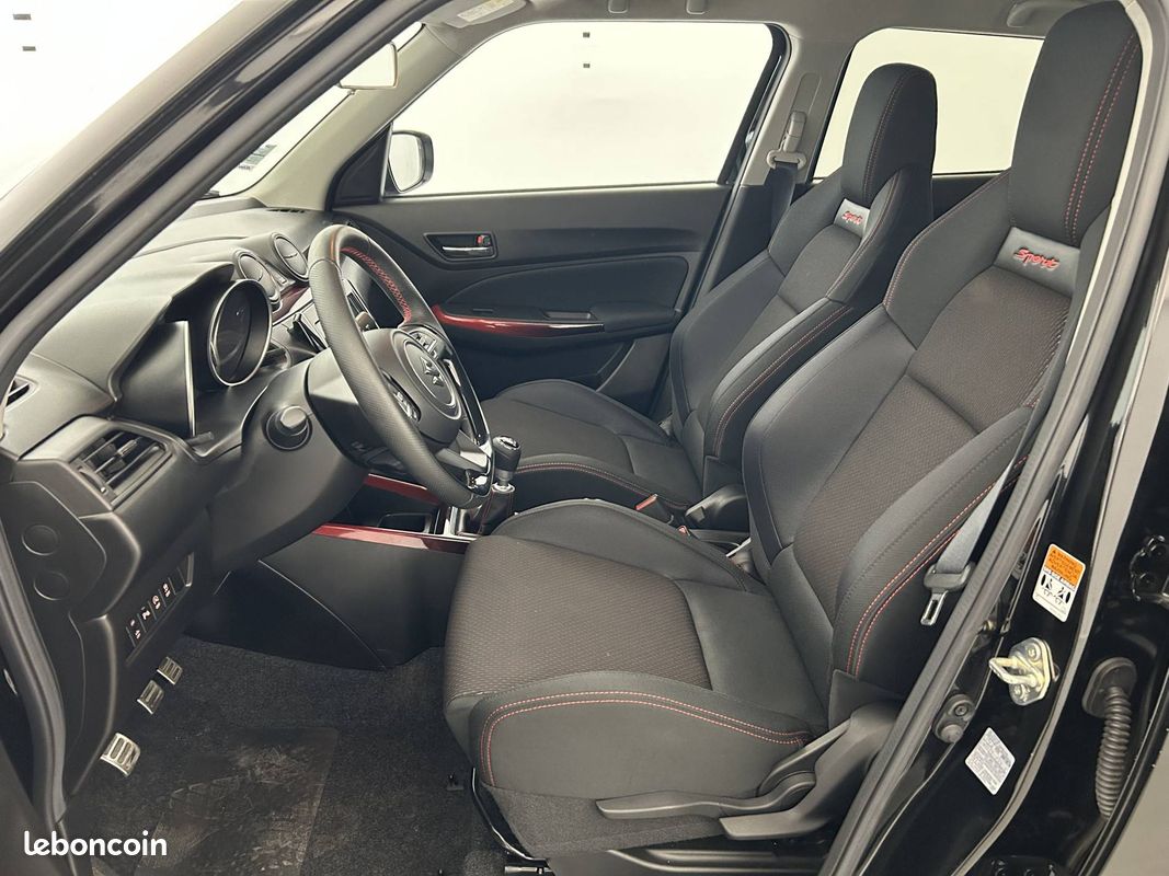 SUZUKI Swift Sport 1.4 Boosterjet Hybrid (image 17)