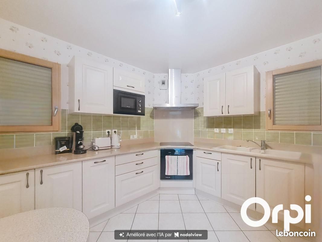 Appartement 2 pièces 54 m² · à Saint-Flour · 54 m² · 590 €/mois