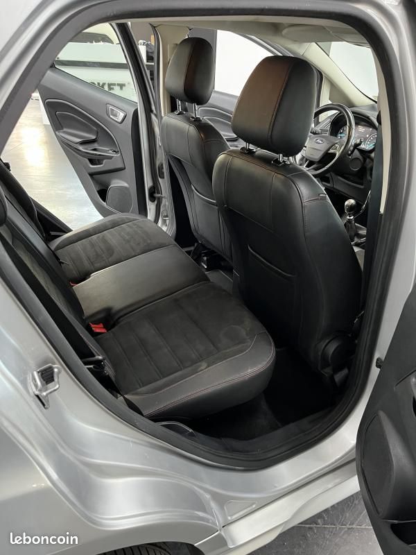 Ford EcoSport 1.0i (image 15)