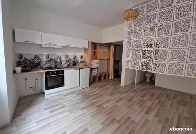 Studio 1 pièce 25 m²