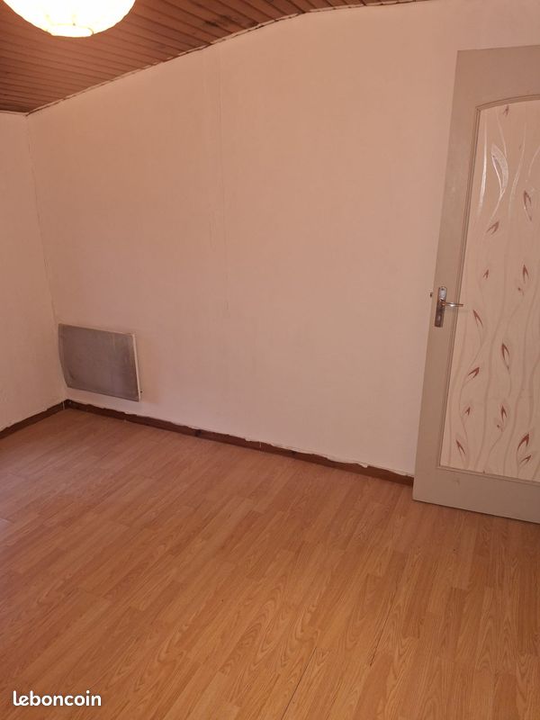 Appartement 2 pièces 35 m² · à Poitiers · 35 m² · 250 €